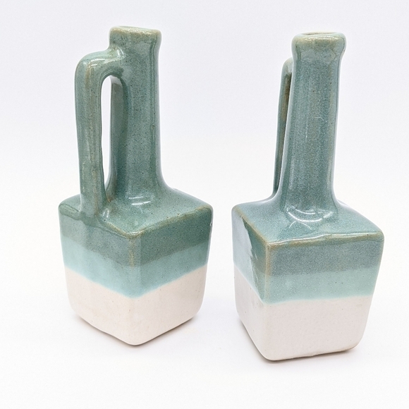 Vintage long neck blue white green ceramic vases with handles - Picture 5 of 8